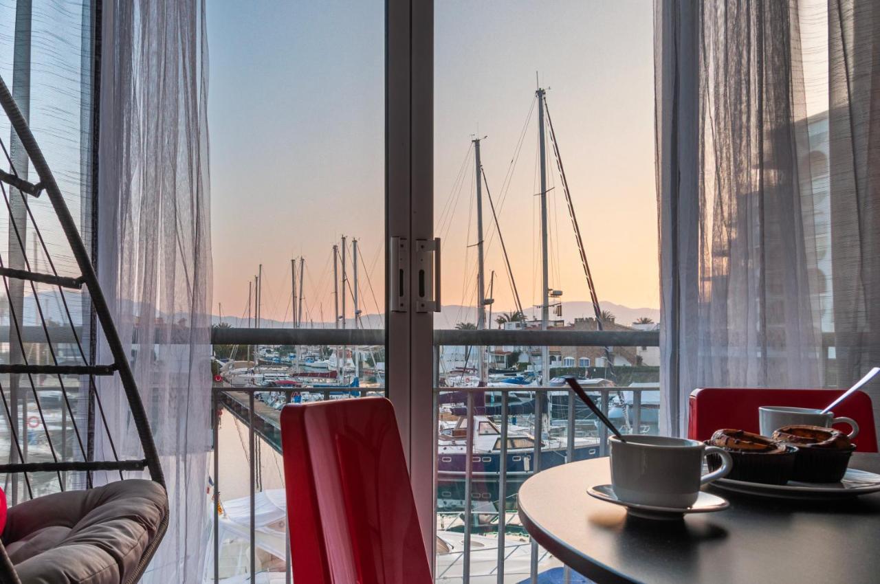 Estudio En 1ª Linea Con Vistas Al Puerto Deportivo By Insidehome Empuriabrava Ngoại thất bức ảnh