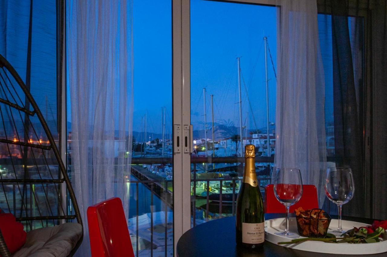Estudio En 1ª Linea Con Vistas Al Puerto Deportivo By Insidehome Empuriabrava Ngoại thất bức ảnh