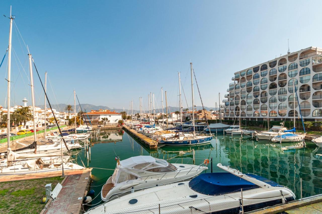 Estudio En 1ª Linea Con Vistas Al Puerto Deportivo By Insidehome Empuriabrava Ngoại thất bức ảnh